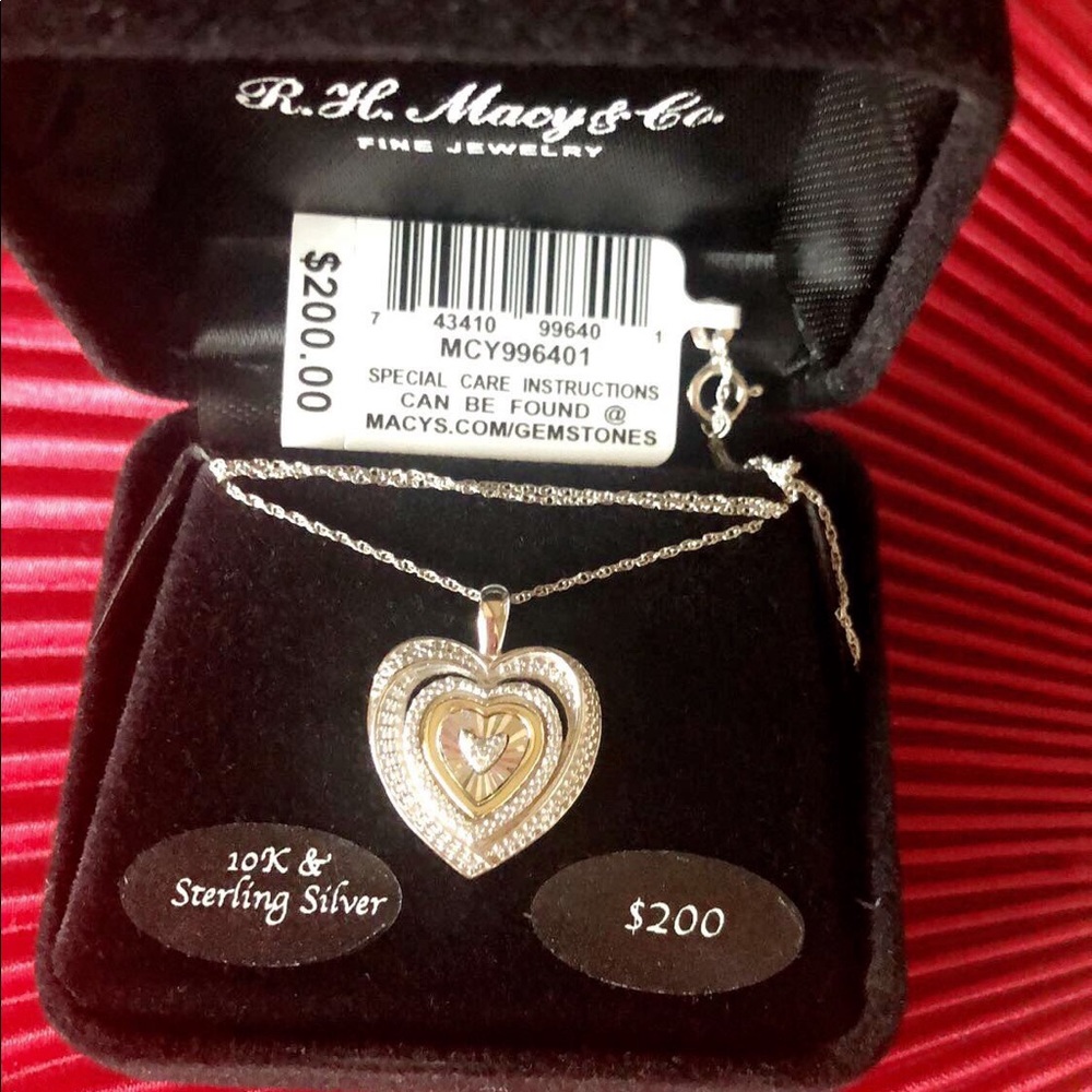 New Necklace!!!💛
